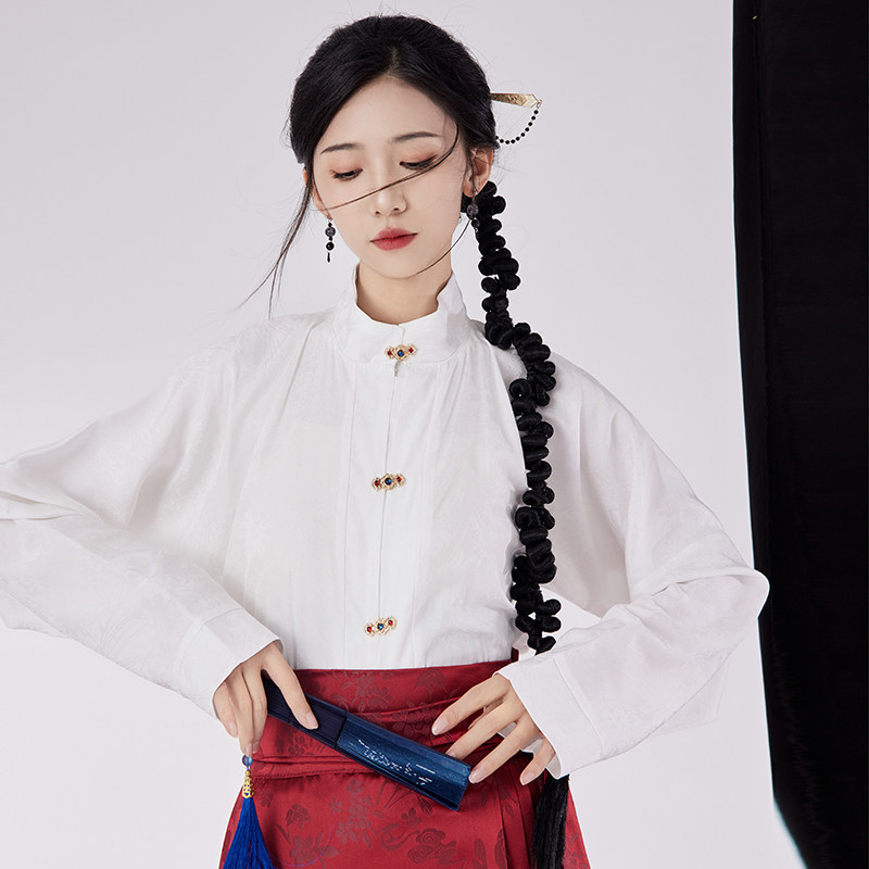 明制原创立领对襟新中式飞机袖马面裙日常秋冬汉服女百搭通勤上衣
