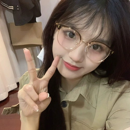 Cold Tea Color Ultra -light Half -Frame очки.