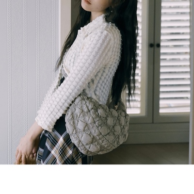 CARLYN云朵包可调节宋智孝斜挎包