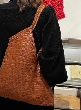 Dragon Diffusion8911法式编织包女度假手工牛皮编织大容量单肩包