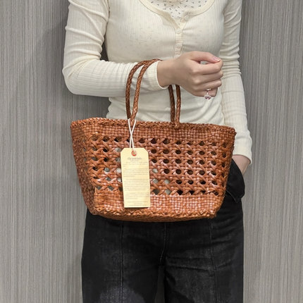 Dragon Diffusion8802法式休闲度假风手工镂空牛皮编织包手提包女