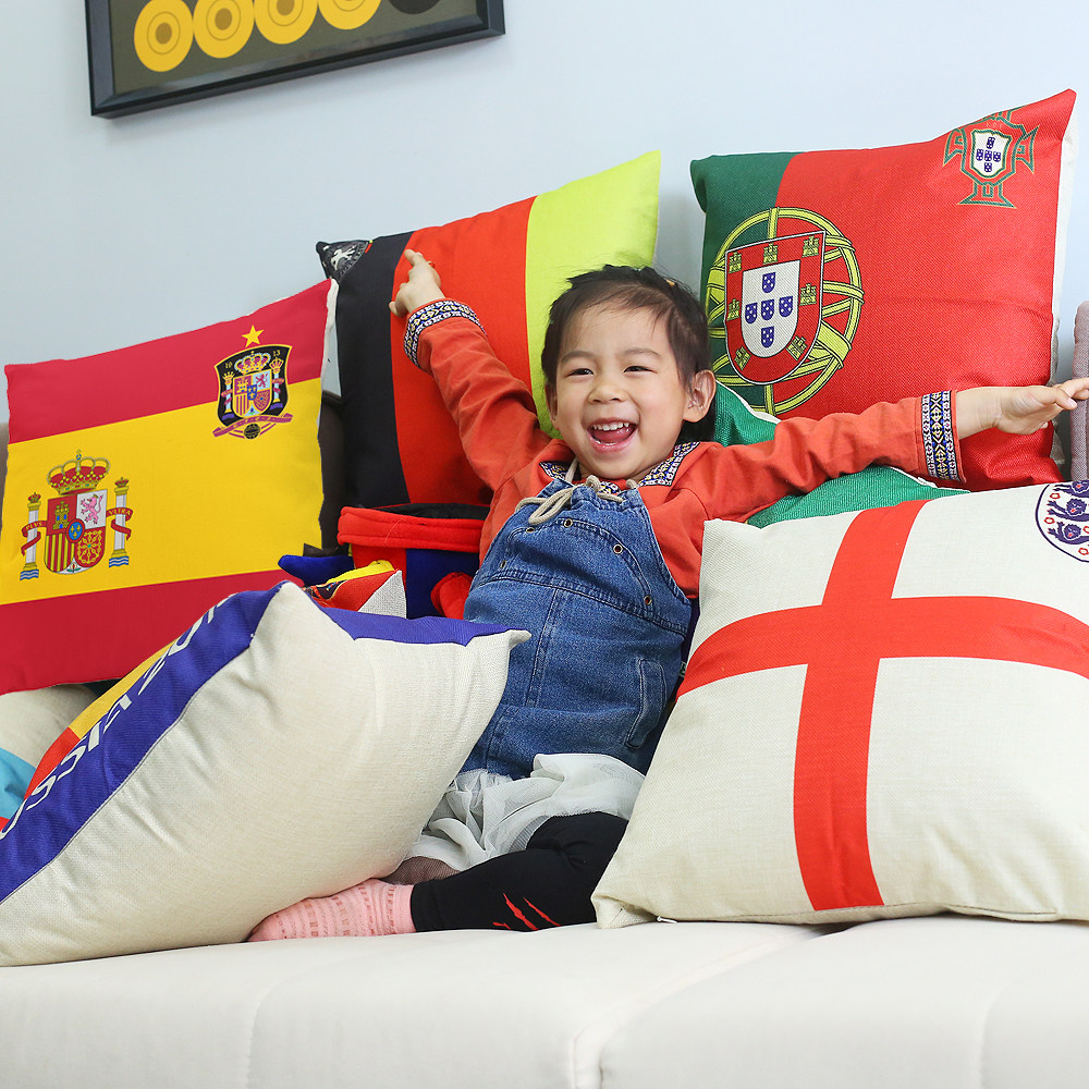 世界杯会徽明星西班牙球迷足球俱乐部国家队抱枕靠垫酒巴装饰用品