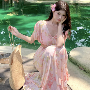 连体泳衣女高级感度假风印花连衣裙式显瘦短袖带胸垫海边温泉泳装