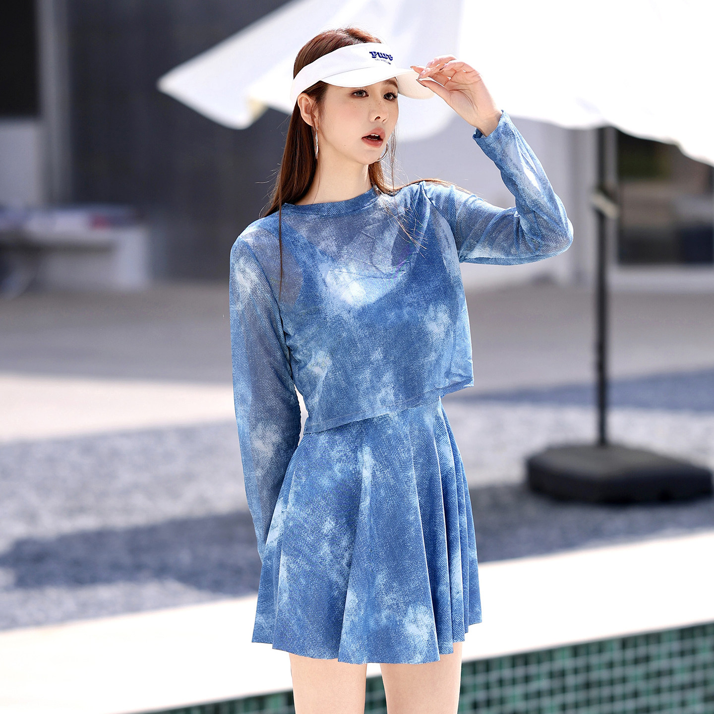 简约长袖连体大码泳衣女裙式显瘦休闲泳装保守2026年新款高级感