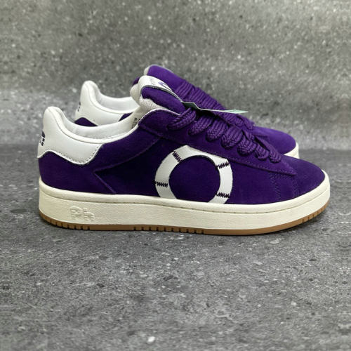 3.9 P.H 在售160欧 意大利时尚运动鞋防滑耐磨百搭滑板鞋 探五