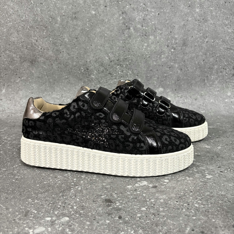 百搭板鞋厚底魔术贴女鞋