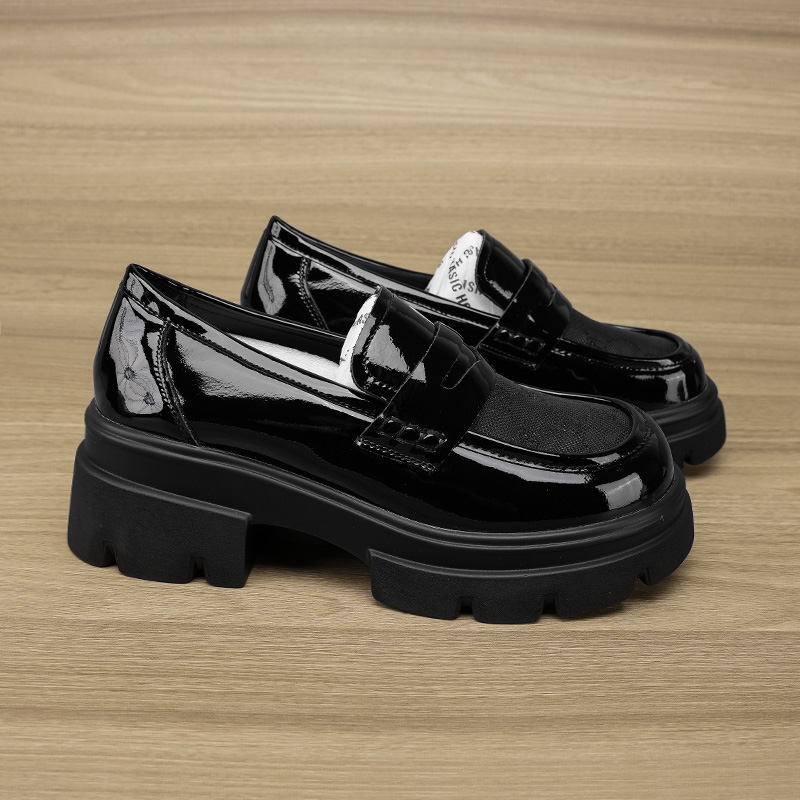 6.26 B.H 出口韩国百家轻便软底乐福鞋百搭小皮鞋6cm舒适