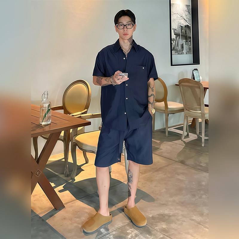 轻奢2026夏季男士休闲套装时尚百搭纯色简约短袖衬衫短裤两件套
