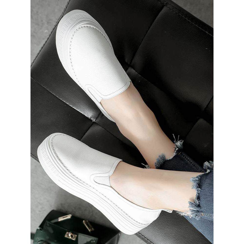 潮牌白色松糕鞋女厚底2025春季休闲真皮小白鞋增高乐福鞋单鞋板鞋