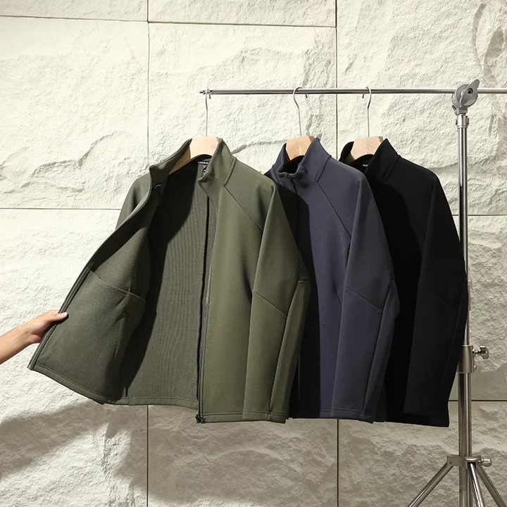 男士户外运动立领加绒软壳衣