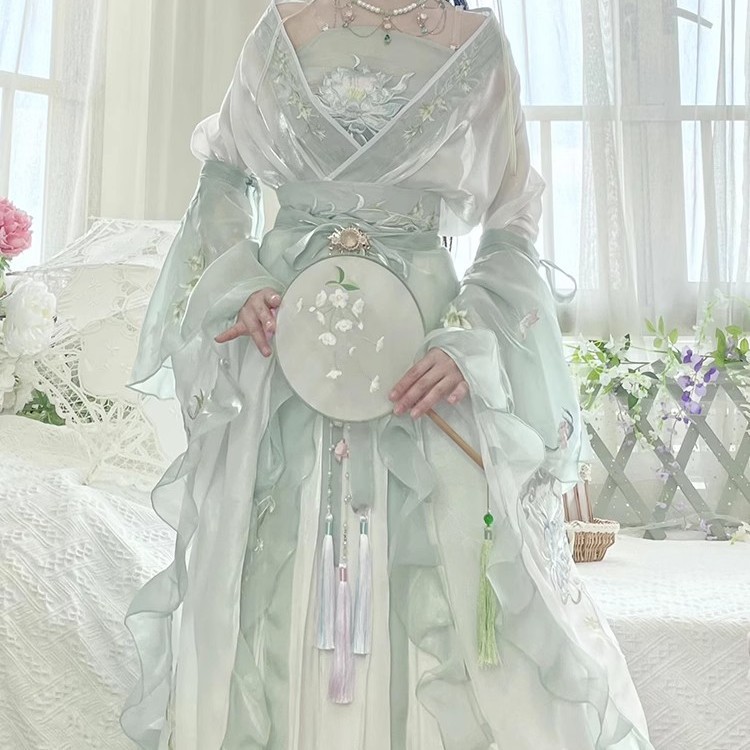 解忧  原创汉服  汉服女南北朝绣花套装魏晋大袖襦齐腰秋款超仙气