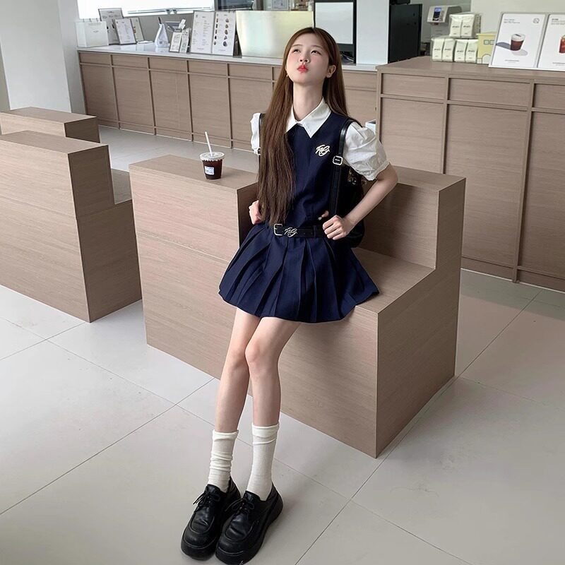 学院风套装夏季新款设计感高腰显瘦短袖衬衫背带百褶连衣裙两件套