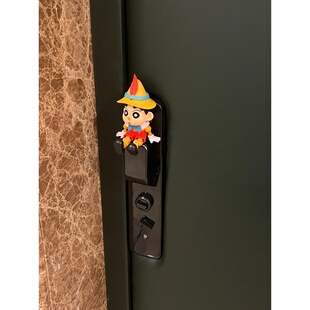蜡笔小新入户门把手装饰玩偶创意卧室插座开关装饰小摆件乔迁挂件