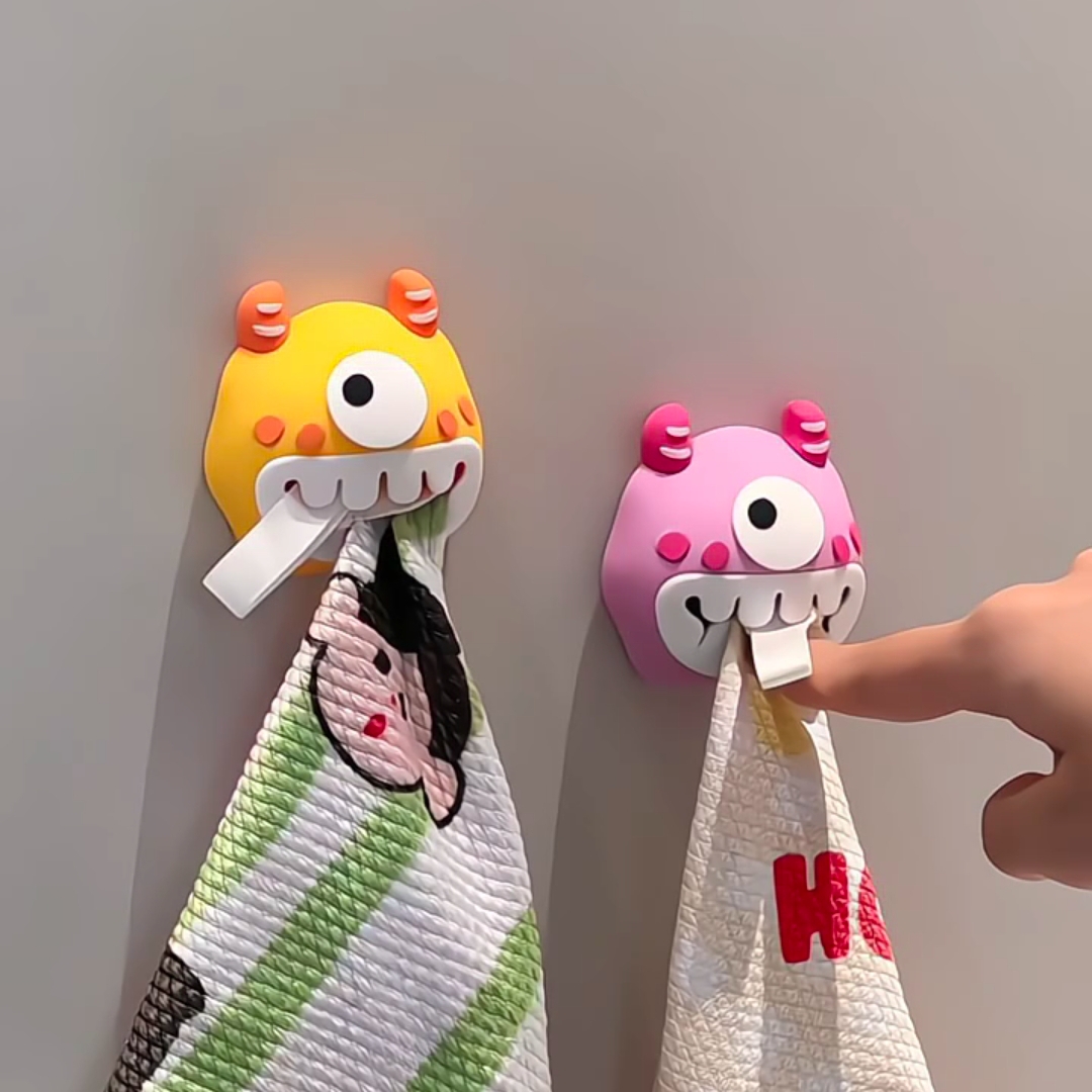 小怪兽免打孔毛巾夹家用2025新款浴室毛巾洗脸巾收纳多功能置物架