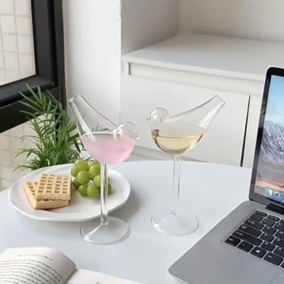 可爱小鸟结婚一对敬酒杯成品玻璃杯鸡尾酒杯高脚杯送朋友新婚礼物