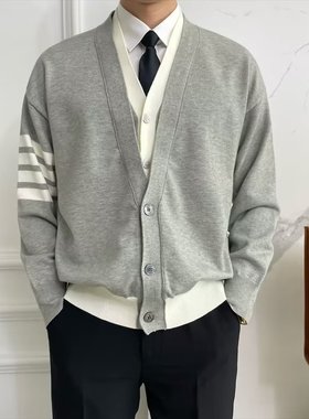 英伦风v领针织开衫外套男毛衣秋冬季假两件潮牌休闲慵懒风毛衣