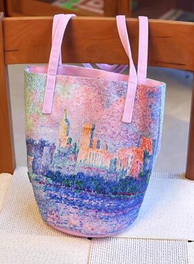 上海浦东美术馆浦美阿维尼翁傍晚