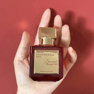 现现！梵诗柯香MFK晶红540香精持久木质琥珀调香水一枝玫瑰