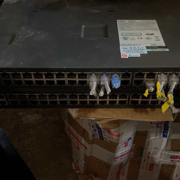 询价购-H3C S3100-52TP-SI 交换机，正常用， 有划