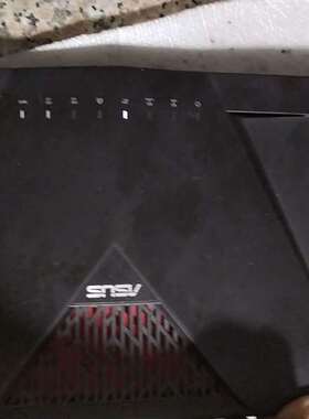 询价购-华硕RT-AC88U无线双频千兆路由器  无天