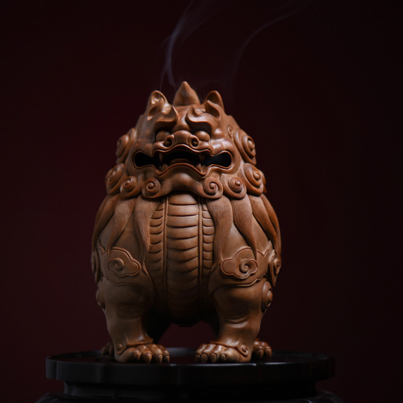 老山檀香木雕甪端摆件天禄神兽瑞兽香薰炉家用玄关室内供奉装饰品