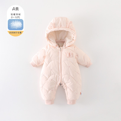 婴儿羽绒服女宝连体衣外穿加厚小月龄超萌冬装外出连身服a类哈衣