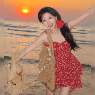 2025新款 海边度假红色吊带碎花连衣裙子女小个子夏季 三亚旅游沙滩