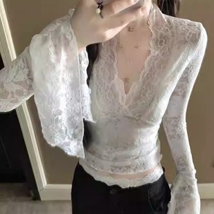 蕾丝打底衫 高级感内搭雪纺衫 白色辣妹长袖 女秋季 v领上衣 修身 短款