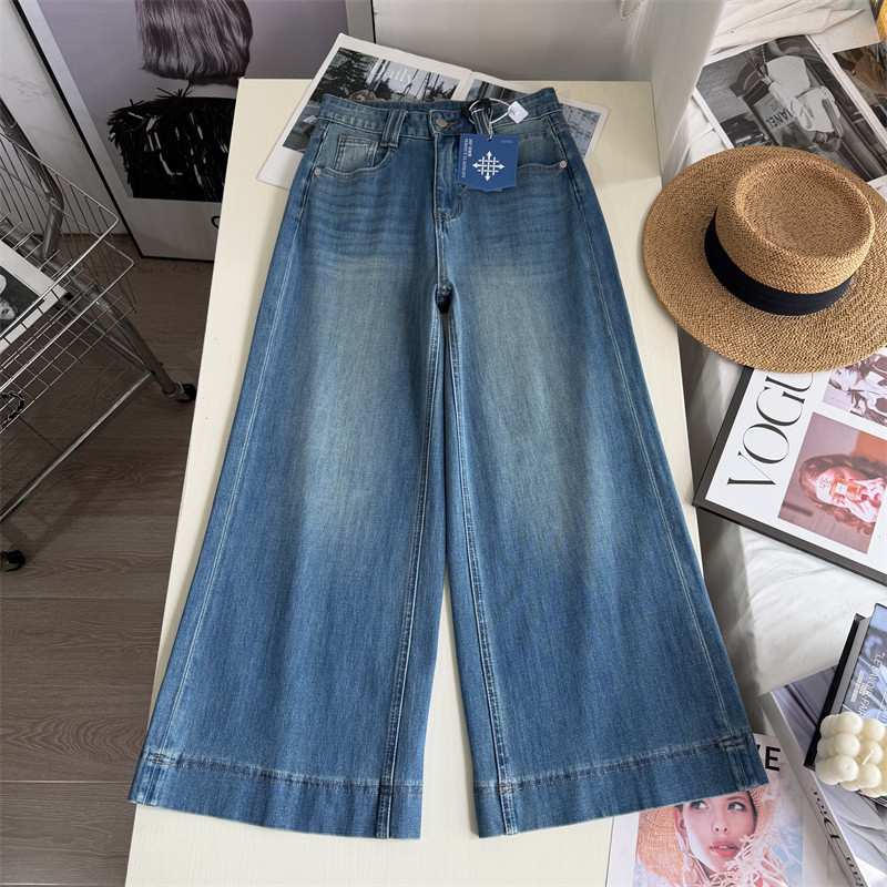 显瘦显高四面弹阔腿牛仔裤~！春季新品 不贴腿小个子筒喇九分裤