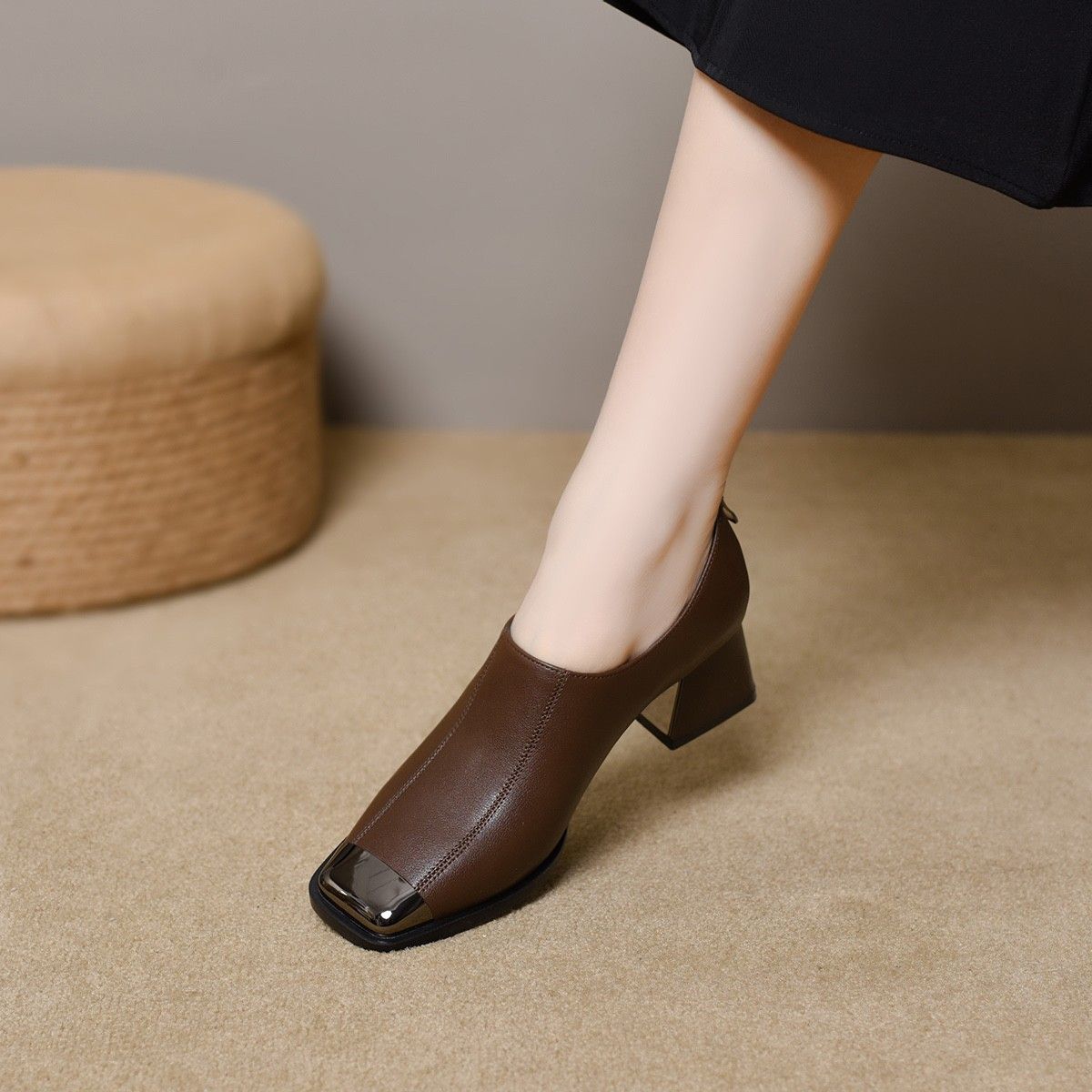 2025新款法式气质方头高跟鞋女秋冬软皮粗跟深口单鞋春秋款小皮鞋
