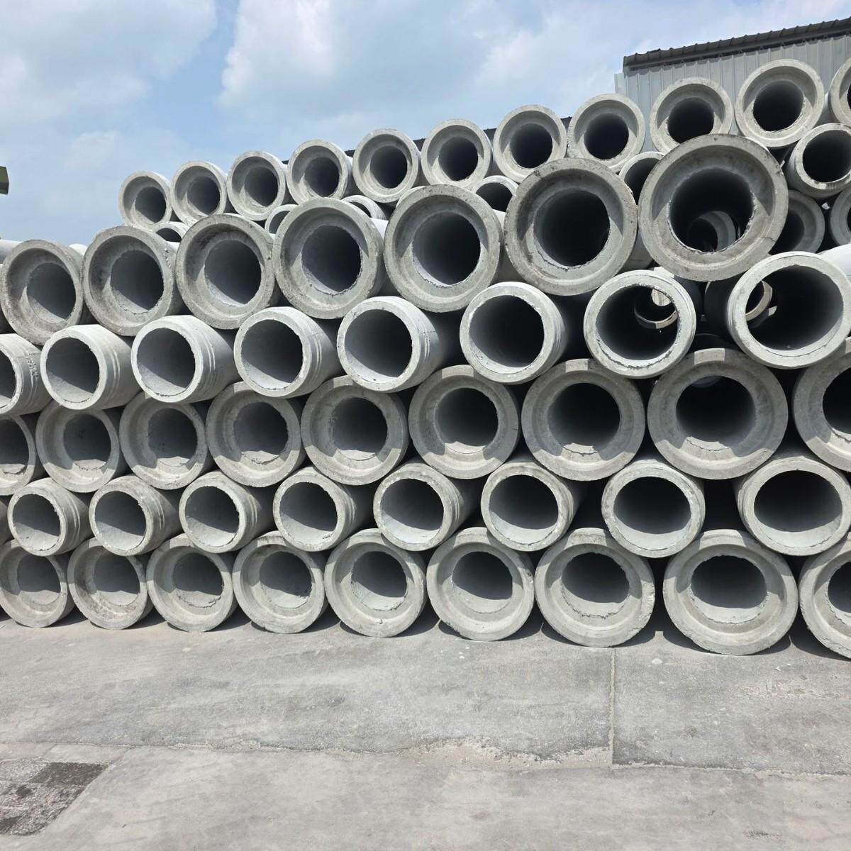 水泥管承插式大直径两米管钢筋混凝土插口管平口管水泥涵管强疏通