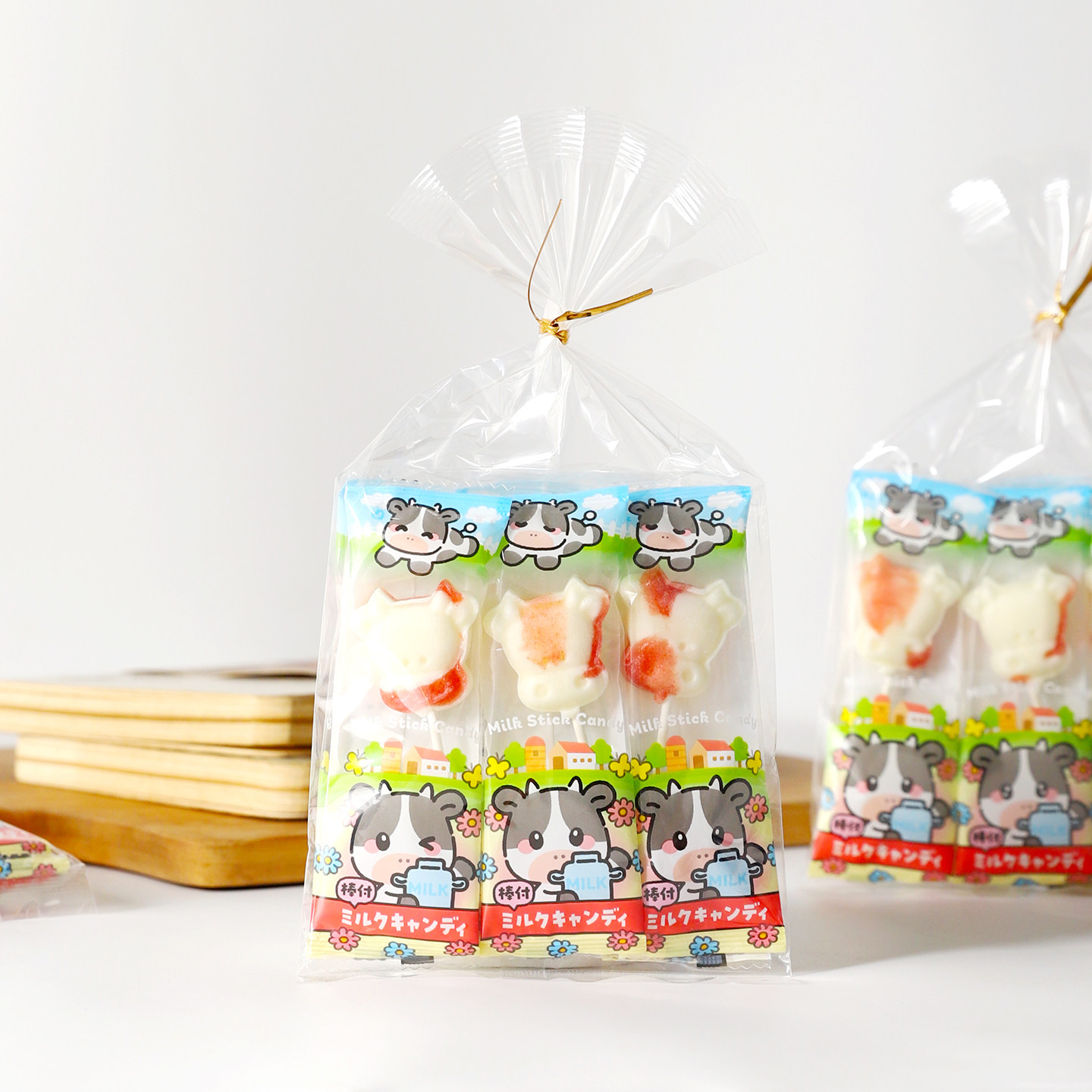 日本进口浪速制果牛奶草莓味棒棒糖袋装儿童水果硬糖果休闲小零食