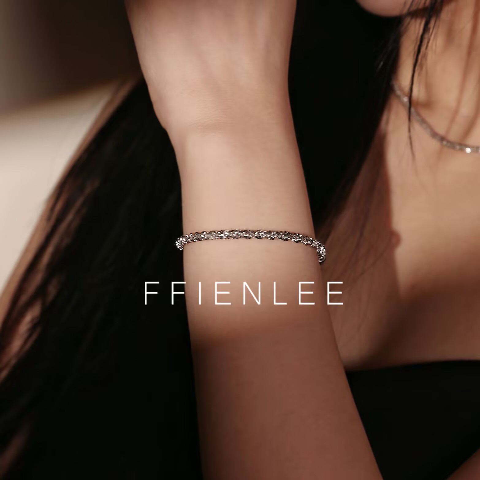 925银手链  伯尔尼香槟  波光粼粼超闪耀眼璀璨手链