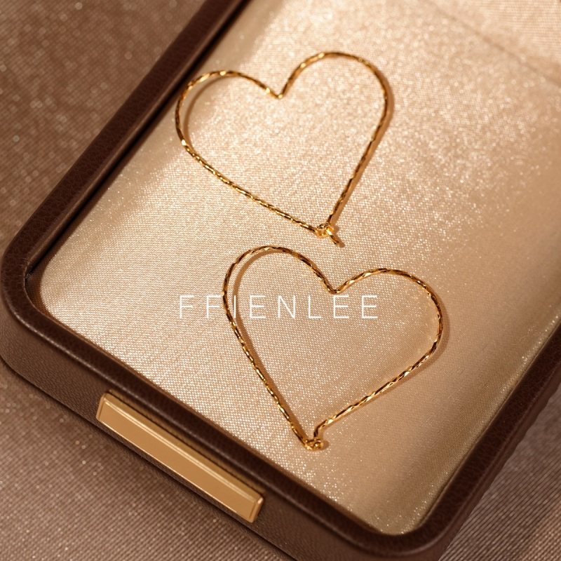 925银耳饰  心心相印 设计感耳环女气质轻奢心形耳饰,饰品/流行首饰/时尚饰品新,银饰耳饰,淘宝优惠券,粉丝福利购,淘宝优惠卷