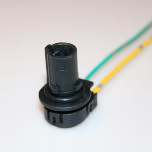 适用奥迪Q3Q5Q7尾灯后雾灯灯座插头线束接口H21W BAY9S卤素灯灯泡