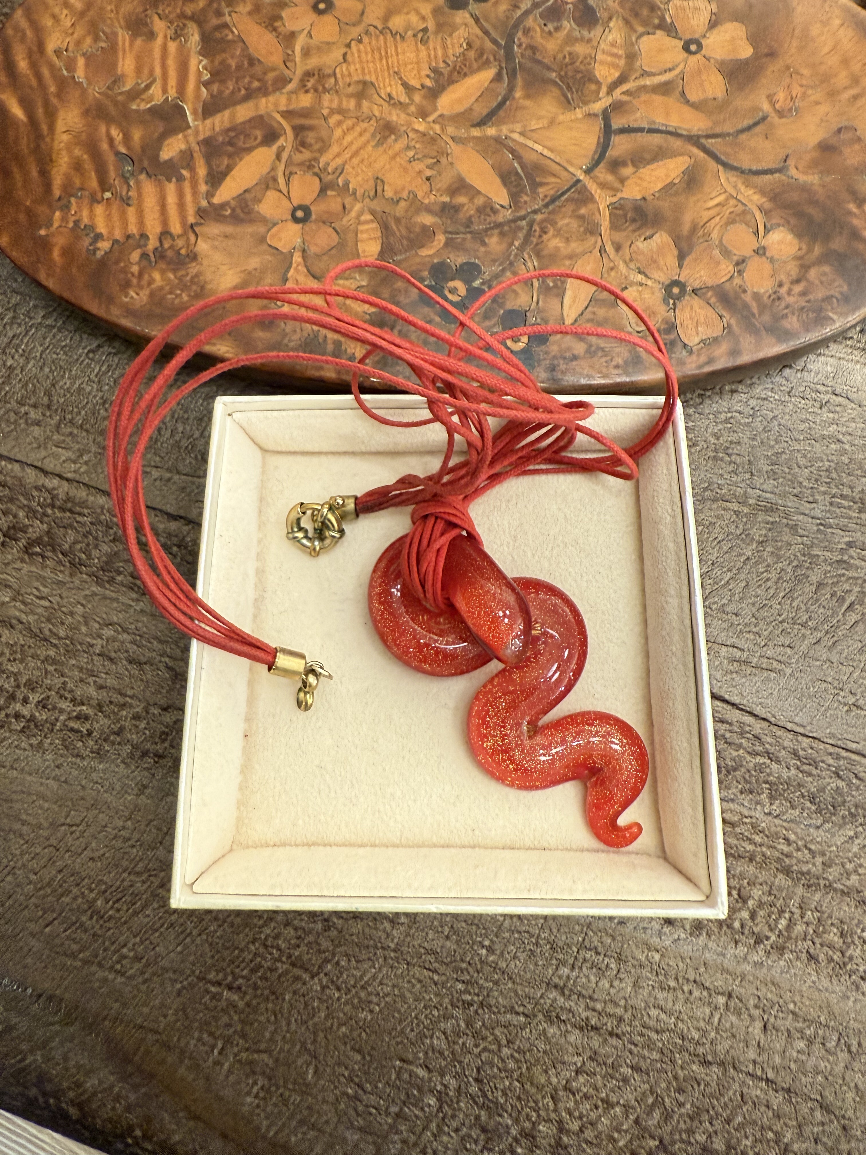 中古默认微瑕不退不换  murrina 红金小蛇琉璃坠子原盒项链