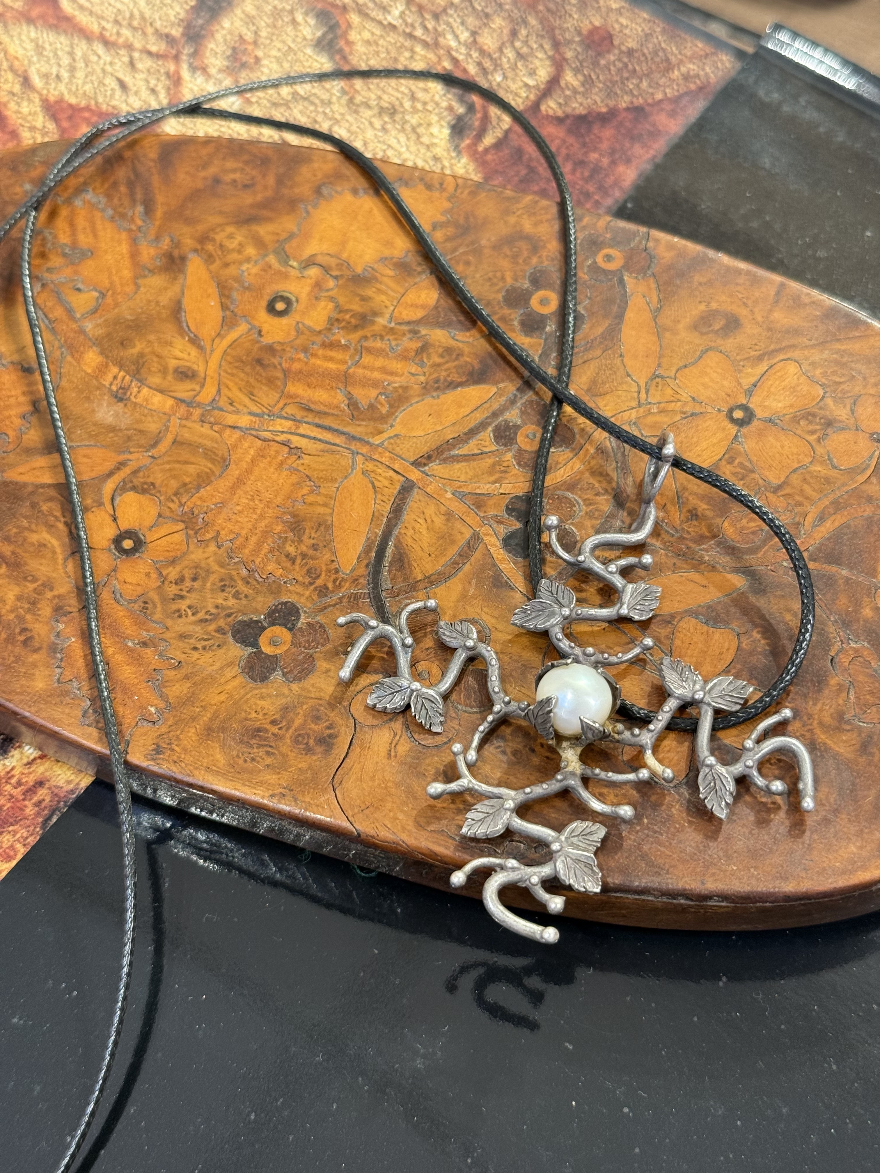 中古默认微瑕不退不换 藤蔓植物珍珠银坠子项链 已验银 意大利