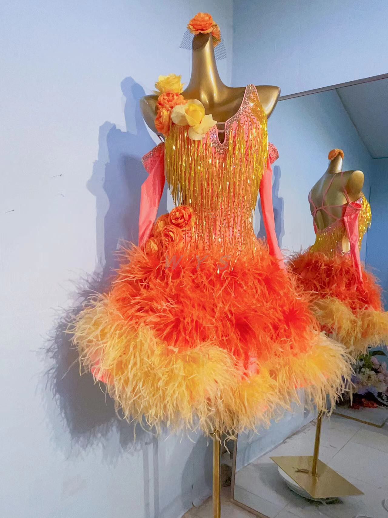 舞忆莎高级定制新款拉丁舞裙演出服鸵鸟毛高档专业比赛服2703