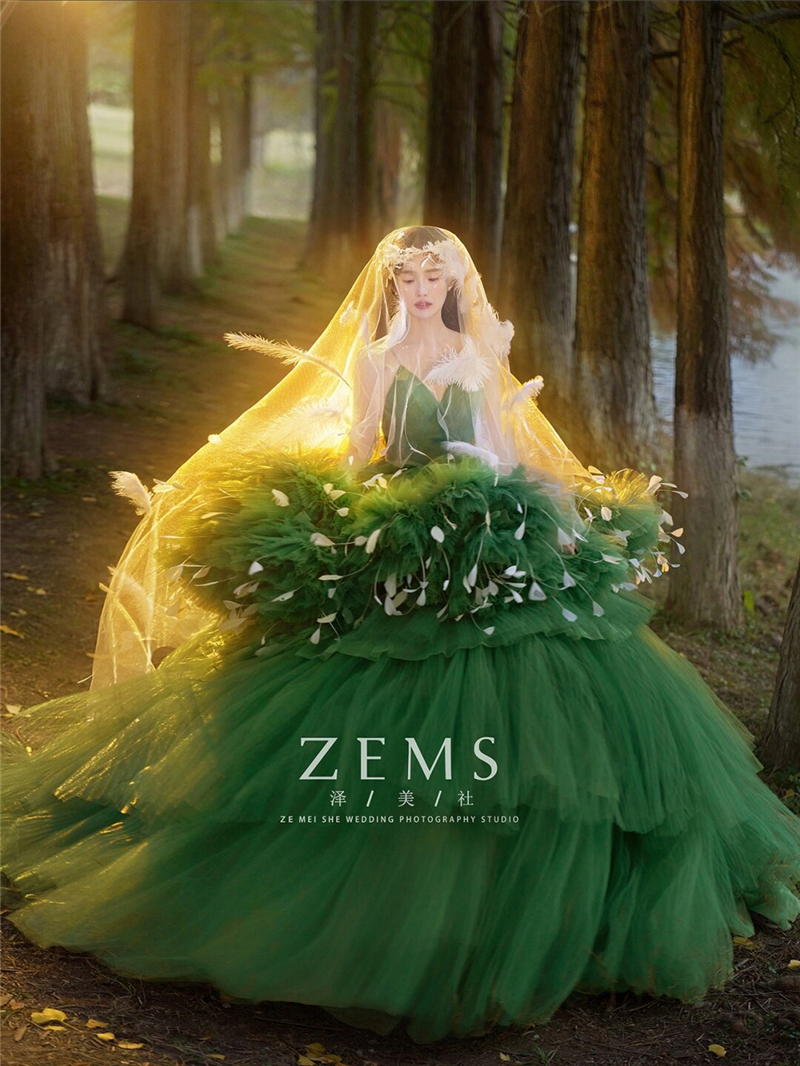  Ink green women's wedding dress+Average code  