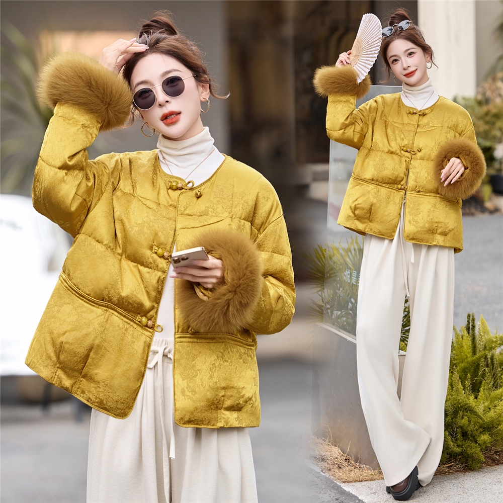 高端提花羽绒服女保暖白鸭绒外套