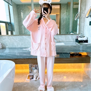 女珊瑚绒纯色200斤长袖长裤套装