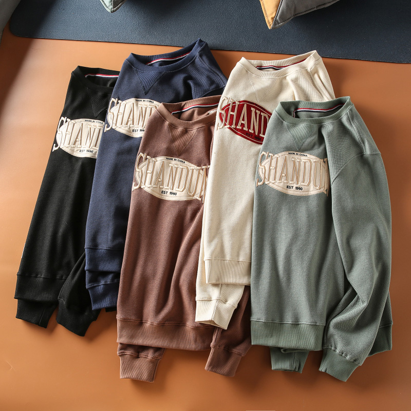 珠地棉字母贴布绣圆领套头卫衣