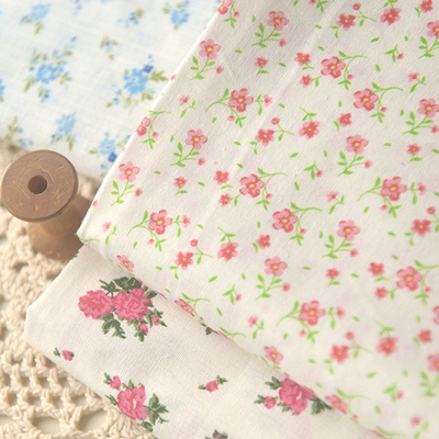 米白底蓝玫红小花簇竹节棉麻