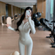 瑜伽服外套女修身 Byu 连帽休闲运动卫衣 短款 收腰V领长袖 run 新款