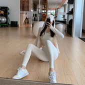 短款 Byu 瑜伽健身服上衣 白色保暖连帽长袖 运动外套女修身 run 新款