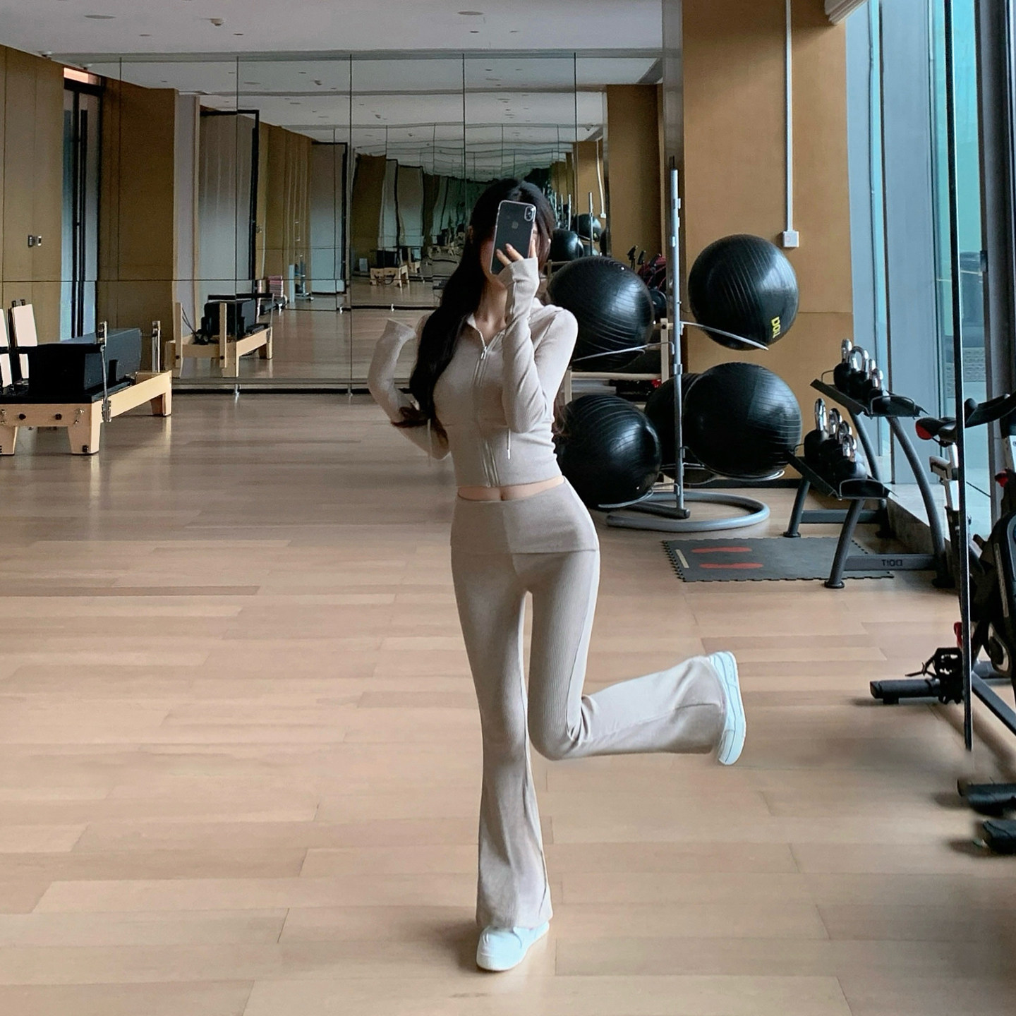 Byurun新款螺纹连帽卫衣外套瑜伽套装女假两件蜜桃臀喇叭裤两件套,运动/瑜伽/健身/球迷用品,瑜伽套装,淘宝优惠券,粉丝福利购,淘宝优惠卷