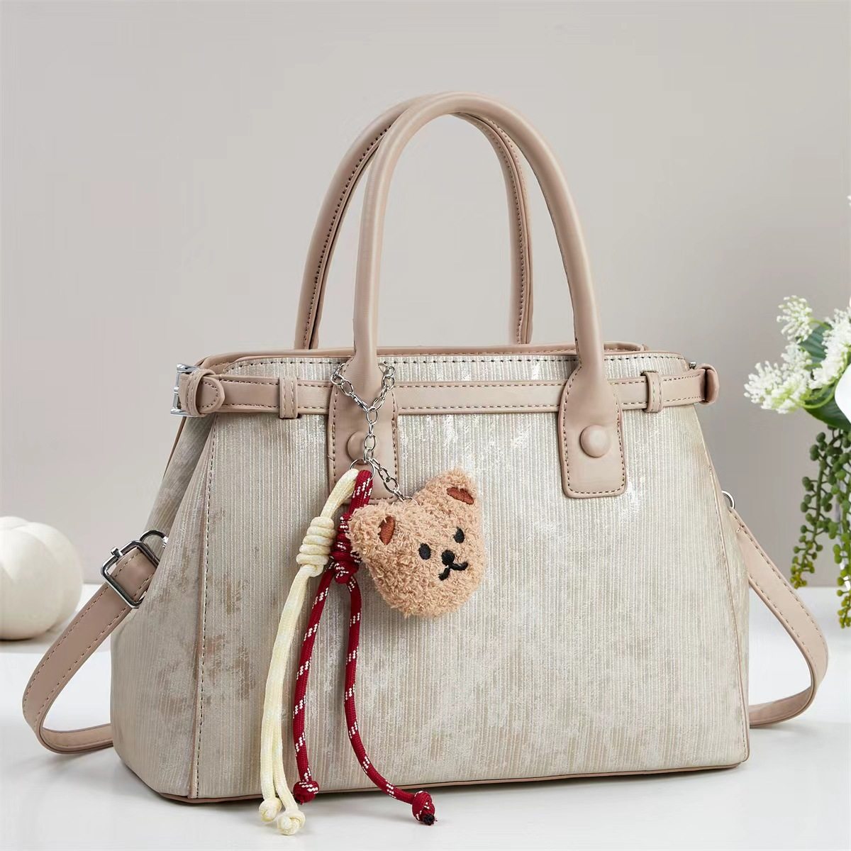 洋气简约法式经典纯色托特包大气韩版小众高颜值女包,箱包皮具/热销女包/男包,通用款女包,淘宝优惠券,粉丝福利购,淘宝优惠卷