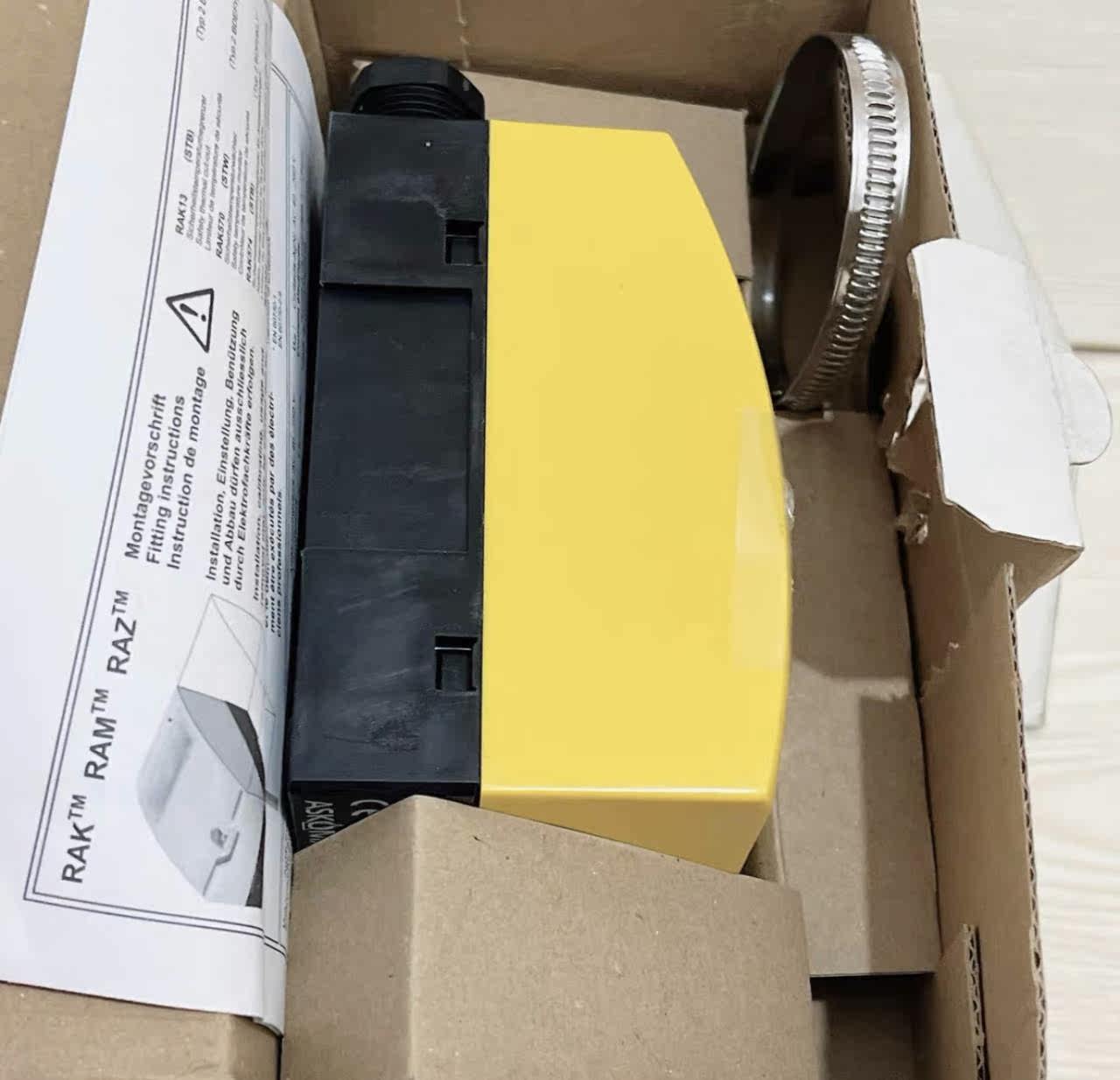 sauter索特温控器rak582.4k001 询价