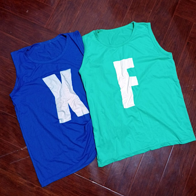 其它（服饰）无袖欧美简约青年