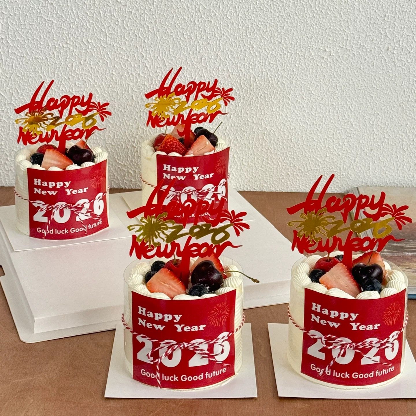 Happy New Year新年蛋糕装饰卡纸文字绑带4cm节日装扮,节庆用品/礼品,节日装扮用品,淘宝优惠券,粉丝福利购,淘宝优惠卷